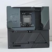 超神十年终极进化！微星MEG X870E GODLIKE X EDITION主板评测：AMD最强音 没有之一