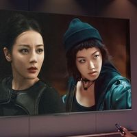 3部神剧承包周末快乐！飞利浦MLED电视一键开启高质量追剧模式