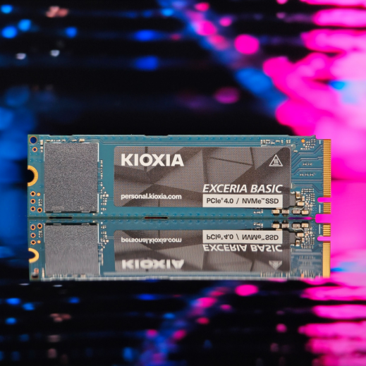 AI、游戏、创作全加速:铠侠新品SF10 PCIe4.0固态硬盘实测！