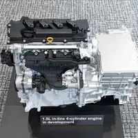 全新一代丰田Harrier路试曝光，混动+插混双动力亮相