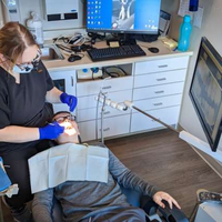 加拿大全民免费看牙医政策引热议，600万受益人背后私立诊所承压？520+用户真实反馈全景呈现