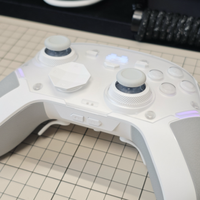 次世代收藏馆 篇零：北通鲲鹏40 御铠白游戏手柄——好家伙，你也玩小旗舰