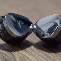 天猫“有线游戏耳机热卖榜”前10，1.7米耳塞线，兴戈EG280简谈