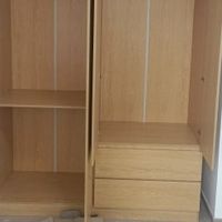 高效利用狭窄空间的衣柜设计