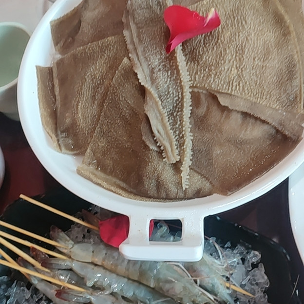 川渝麻辣火锅：冬日聚餐首选