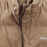 冬季旅行穿搭秘籍！班尼路立领棉服，保暖时髦两不误