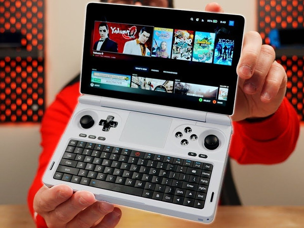 GPD WIN Mini 2025 才是真正的 PC 游戏掌机！