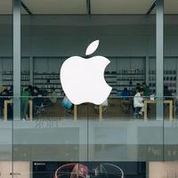 日本iPhone重大更新：开放第三方商店，但苹果新税引争议