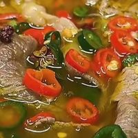 元旦美食推荐：暖胃更暖心的“金汤肥牛锅”