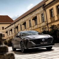 十万级燃油车真能平权新能源智能配置？300+用户观点大碰撞