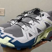 Salomon Speedcross 6 GTX越野跑鞋：冰雪路面的可靠选择