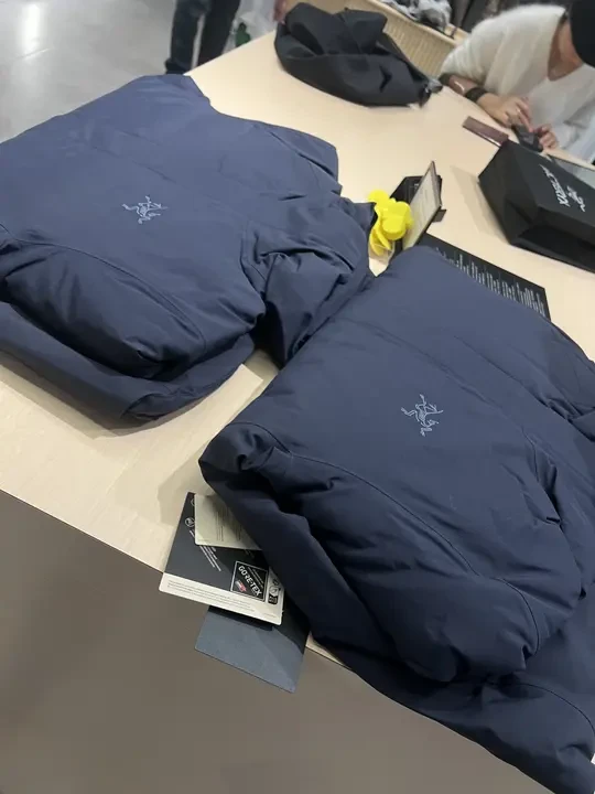 大阪心斋桥始祖鸟ARC’TERYX