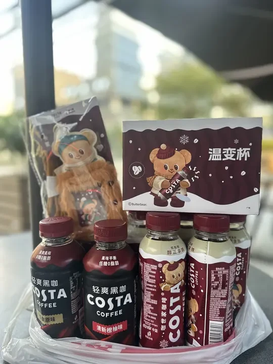 啊啊啊啊啊啊，太可爱啦吧～costa是懂联名的