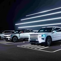 智驾系统在极端天气下到底靠不靠谱？2025年用户真实观点大碰撞