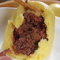 冬日暖炉边的甜糯慰藉:手作玉米粘豆包