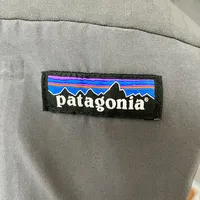 Patagonia R2抓绒衣：功能实用还是品牌溢价？1800+用户观点大碰撞
