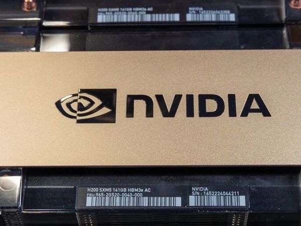 超微HGX H200 GPU服务器拆解评测(3)GPU模组、拓扑与电源