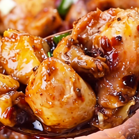 这款火锅底料不仅能煮火锅，还能拿来做硬菜