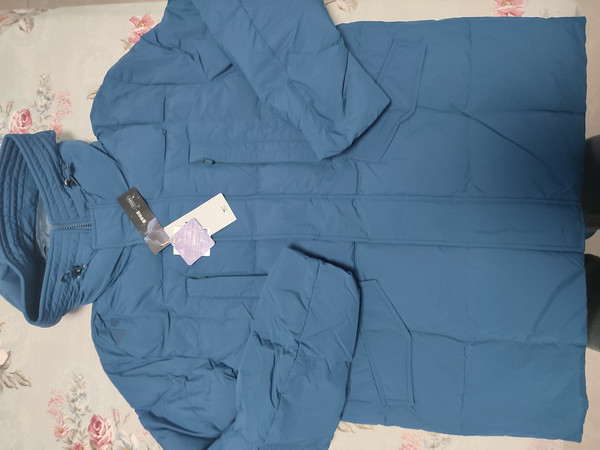 轻便与温暖兼备的七匹狼羽绒服