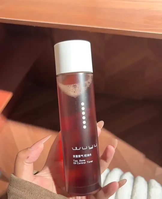 油痘肌终于找到本命控油水了！茶里茶气控油