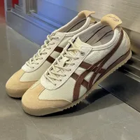 柔系美式VS韩式复古：中韩年轻人秋冬鞋款趋势大PK