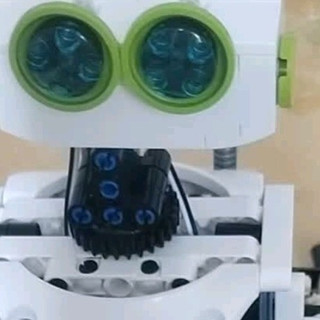 百元编程机器人，孩子独立拼装超有成就感
