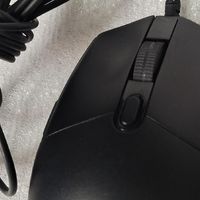 罗技G102：高性价比入门游戏鼠标