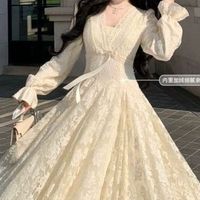 2025秋冬爆款！迷迭花园法式蕾丝裙，纯欲千金感一键拉满