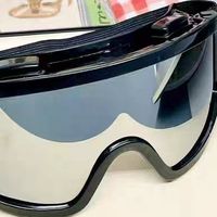 男士雪山护目镜选购指南：黑框水银膜款，近视党也能放心冲