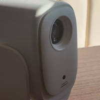 最值得送的圣诞礼物：自动对焦、能躺看天花板的投影仪哈趣Q1 Pro