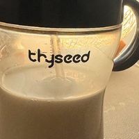 智能恒温杯垫:冬日暖饮的贴心伴侣
