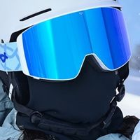 我的滑雪好物之蕉牛滑雪头盔雪镜一体雪盔