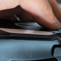 雷蛇巴塞利斯蛇V3：全能办公游戏鼠标