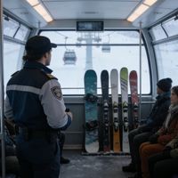 雪场设施深度体验记：缆车、雪道与休息区的真实感受