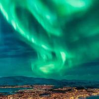 追光终极指南：全球十大极光圣地优劣、预算、行程全解析