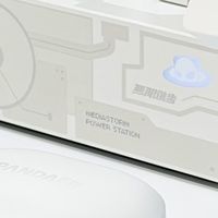 影视飓风联名桌面充电站实拍：简约党狂喜的桌搭质感神器