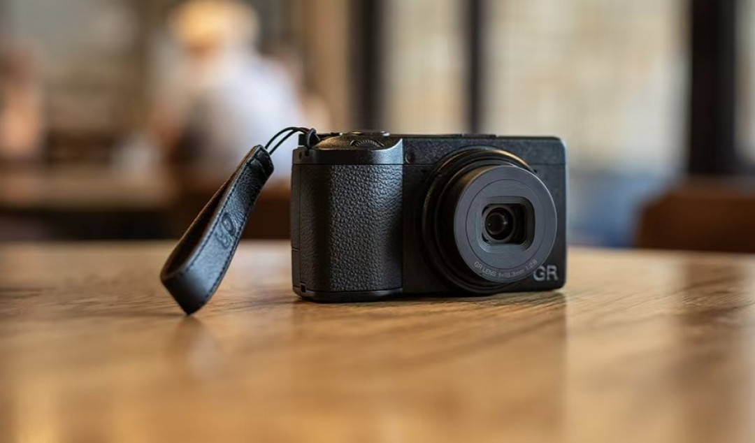 理光推出RICOH GR IV HDF 相机型号(配备高光扩散滤镜)