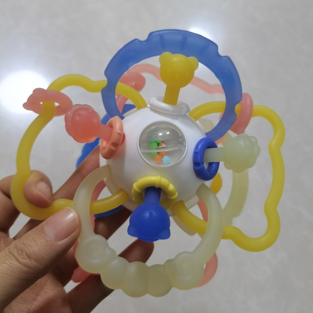 双旦宝宝礼首选！曼哈顿手抓球越玩越聪明