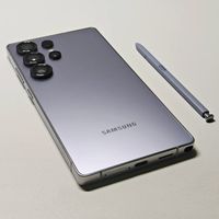 2025拍照手机排名，第一名公认的拍照全能王，第四名是创作自由派