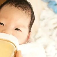新生儿一段奶粉怎么选？月嫂揭秘早产儿喂养的三大黄金标准