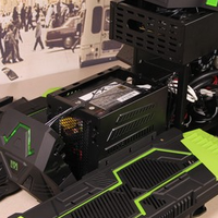 闲鱼流出的宇宙星舰主机机箱，原价19999元，如今955元