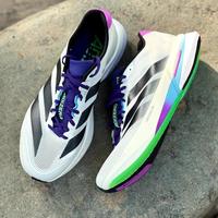 阿迪达斯跑鞋轻量化适合日常跑步吗？628+用户观点大PK