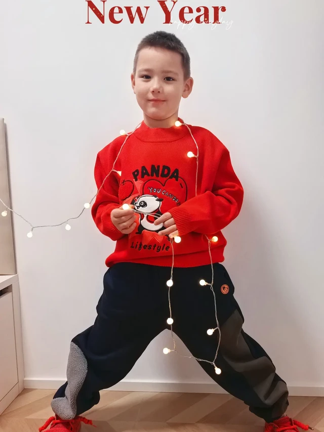 这件MQD红色毛衣也太戳人了吧！