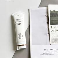 防晒霜真能抗老？成分党激辩日常防晒新价值