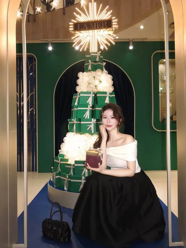 送给自己的圣诞礼物，当然要是LA MER绿🧚‍♀️