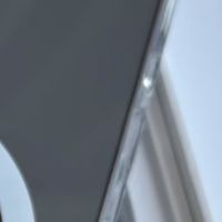 手机装备新潮流：实用与个性兼备