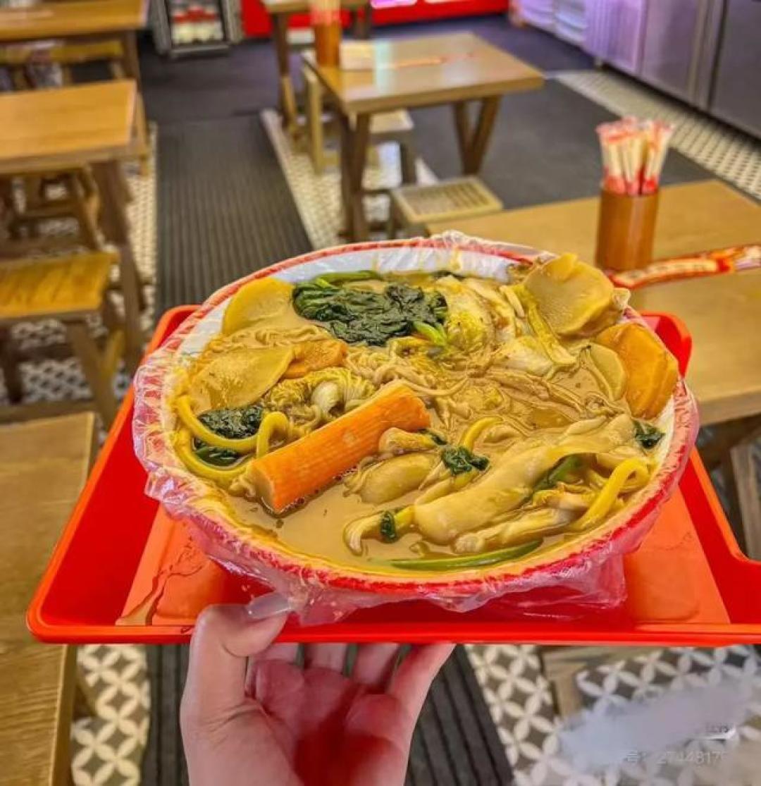 被锅包肉掩盖的东北小城,饭张力到底有多惊人?