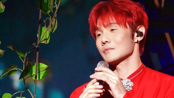 李荣浩红发掉色把白背心染成少女粉，这几个“掉色刺客” 慎染（附推荐发色+持色技巧） 