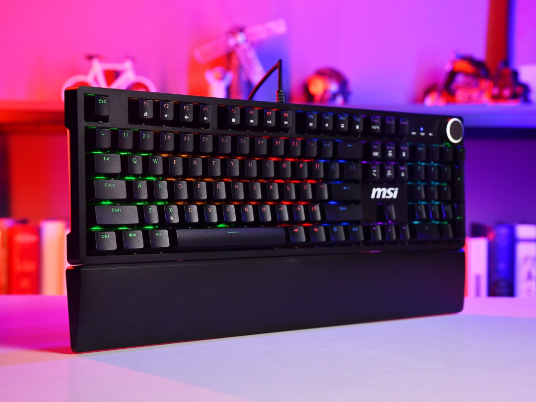 一把键盘,两种形态,微星FORGE GK320、GM330游戏键鼠图赏