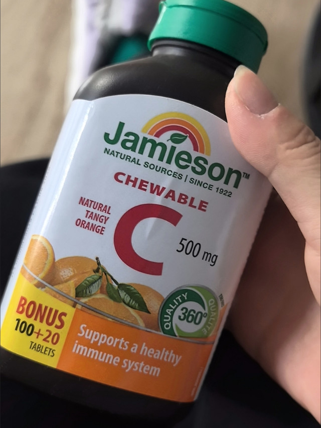 健美生天然水果味维C咀嚼片,全家共享的免疫守护